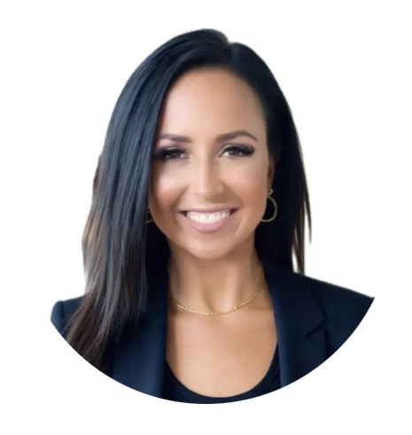 Portrait of Sierra Cooper, Holistic Wellness Specialist & Certified Bodywork Therapist